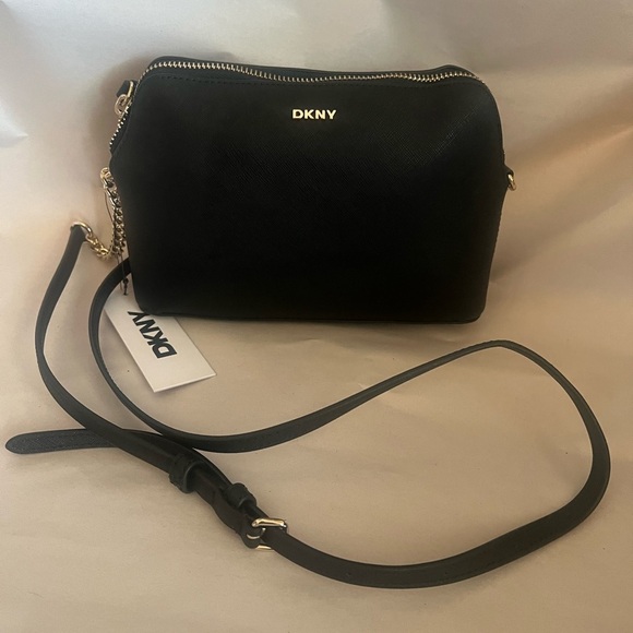 Dkny Handbags - DKNY Elegant Black Crossbody Bag